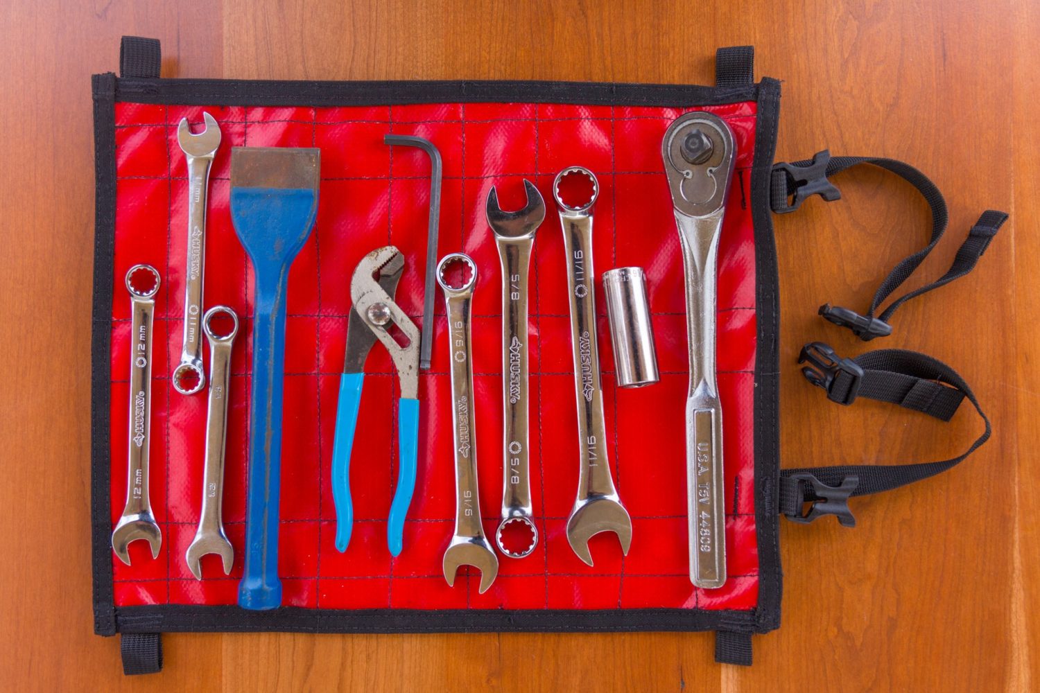 Bulldog Tool Mat / Wrap / Parts Organizer Medium Bulldog